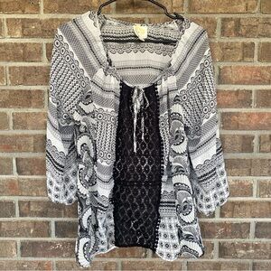 Anthropology Fig and Flower Monochrome Patterned Top